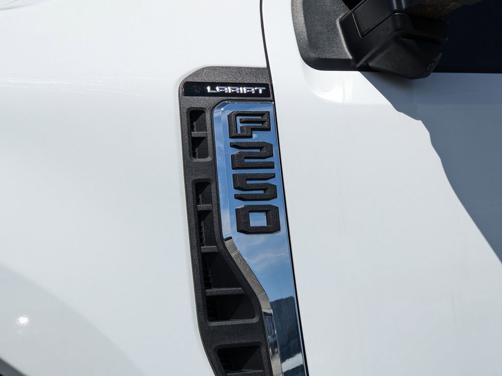 Used 2023 Ford F250 Lariat w/ FX4 Off-Road Package image 27