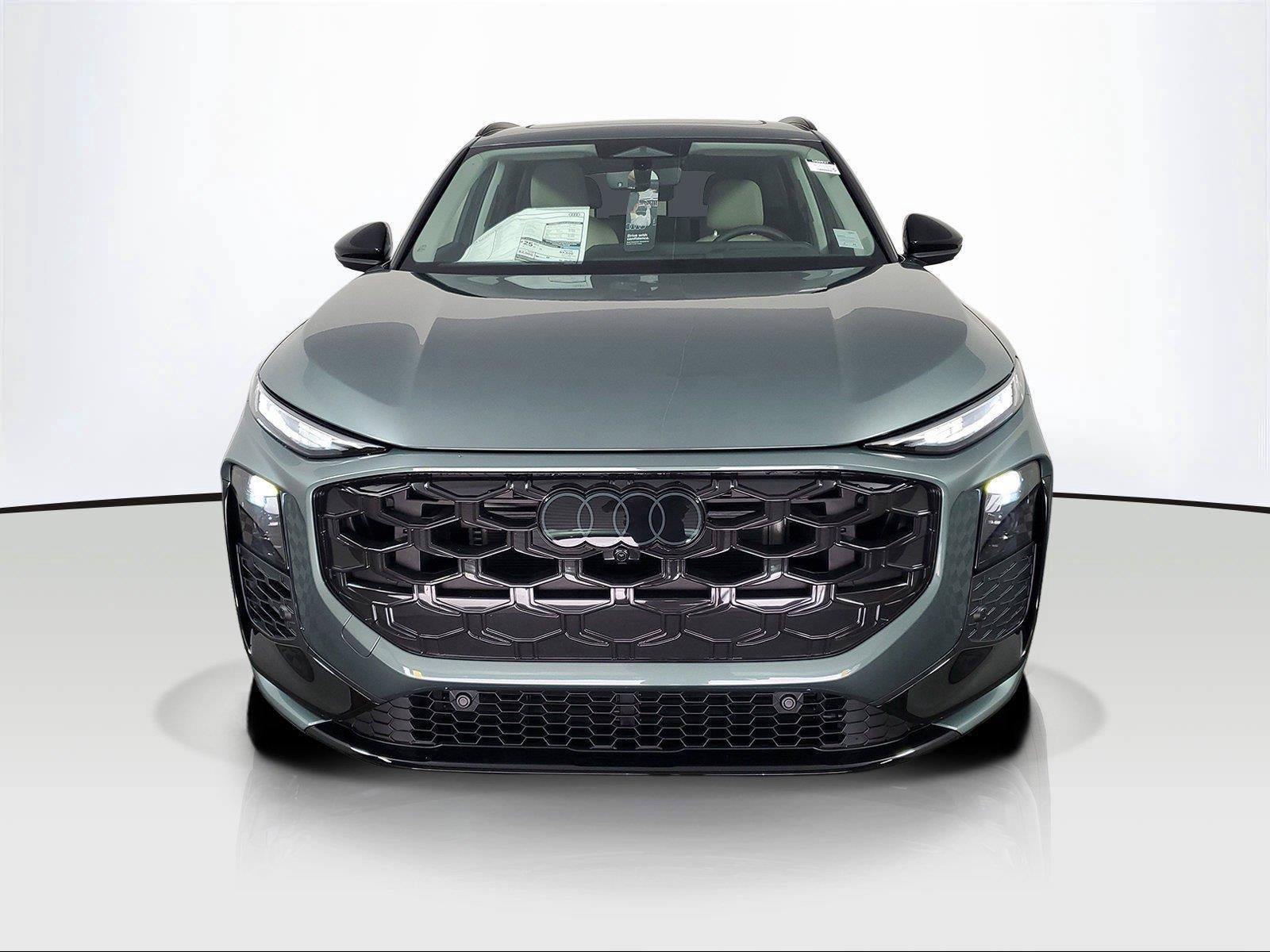 New 2026 Audi Q3 quattro 2.0T AWD/4WD image 2