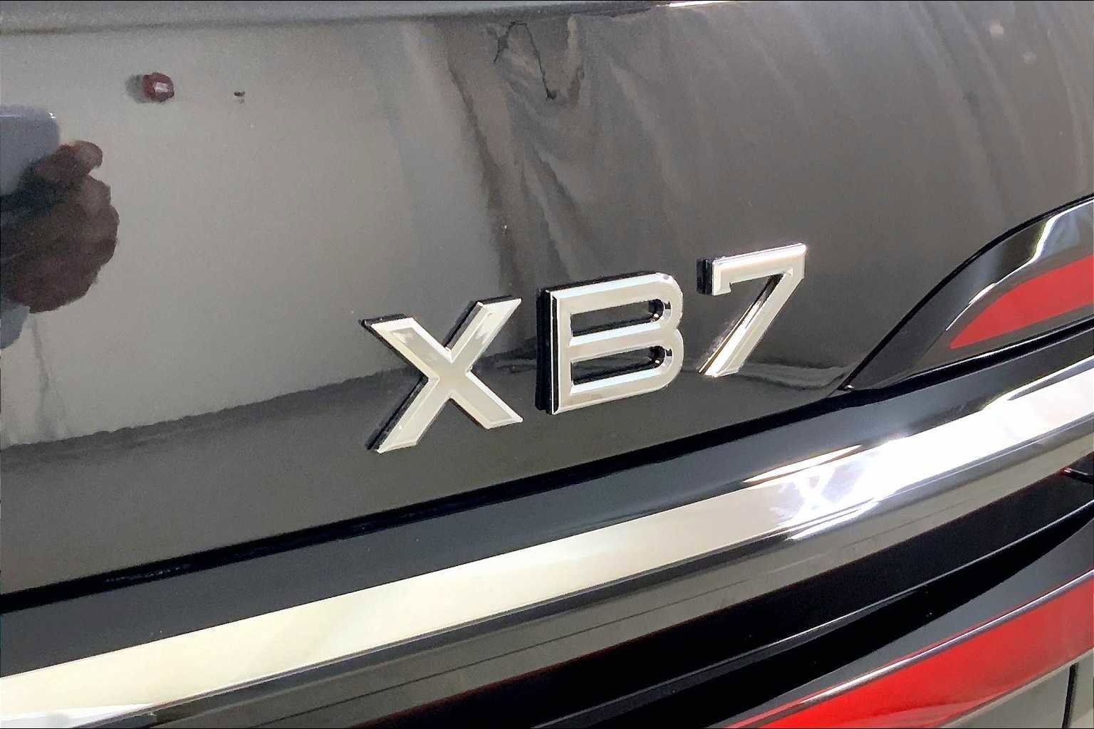 Used 2026 BMW ALPINA XB7 image 15