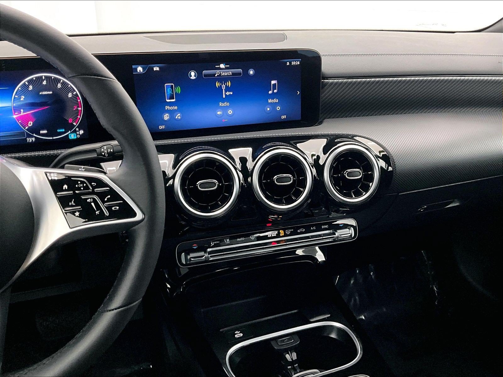Used 2026 Mercedes-Benz CLA 250 image 5