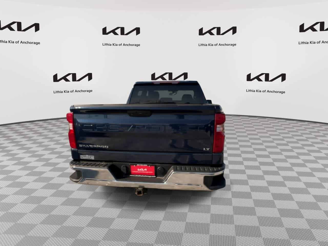 Used 2021 Chevrolet Silverado 1500 LT w/ Bed Protection Package AWD/4WD image 9