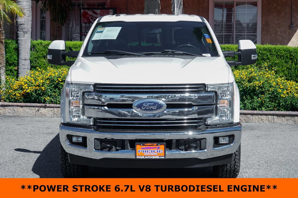 Used 2017 Ford F350 Lariat image 3
