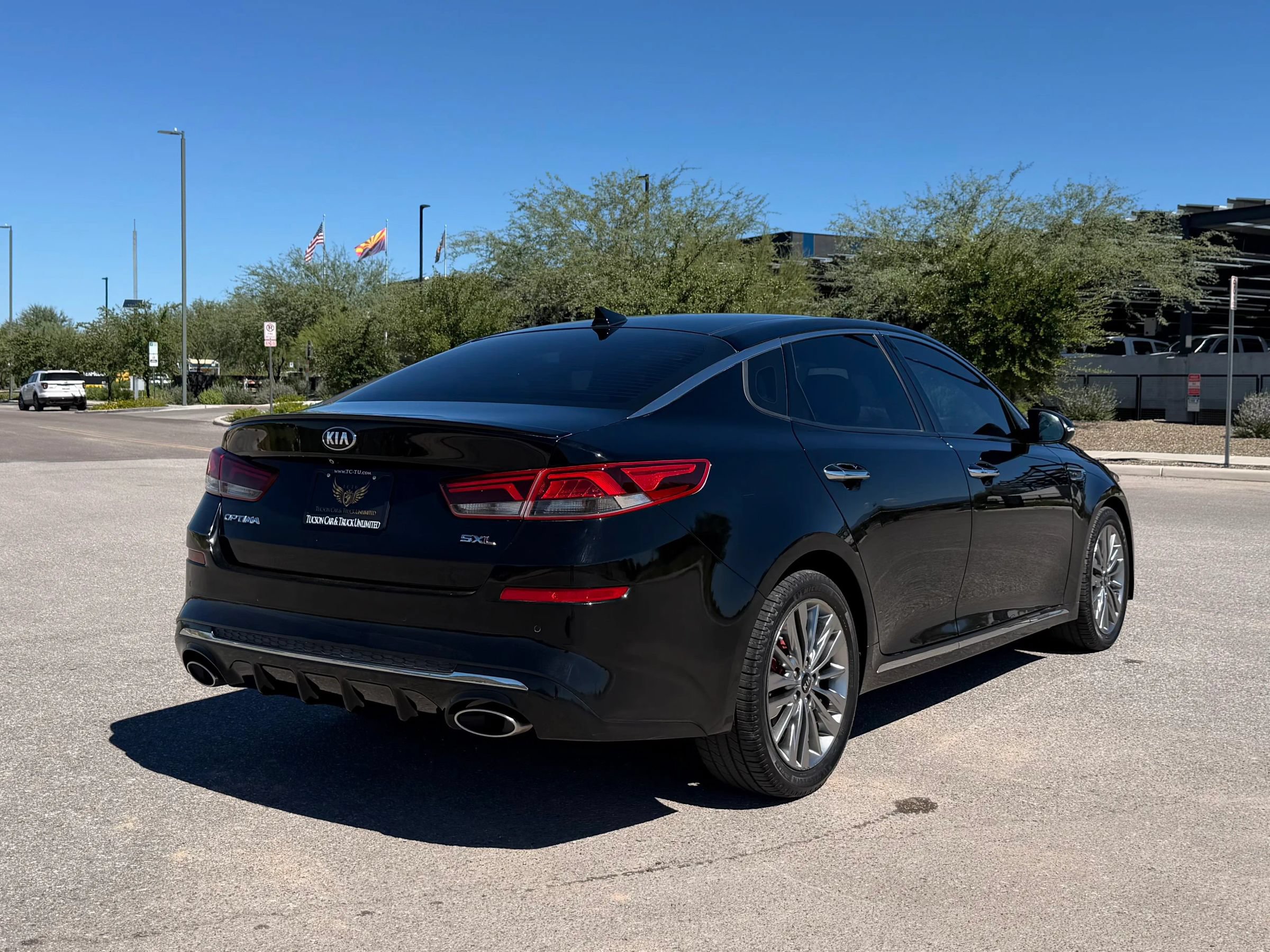 Used 2019 Kia Optima SX w/ SX Limited (Bronze) Package FWD image 4