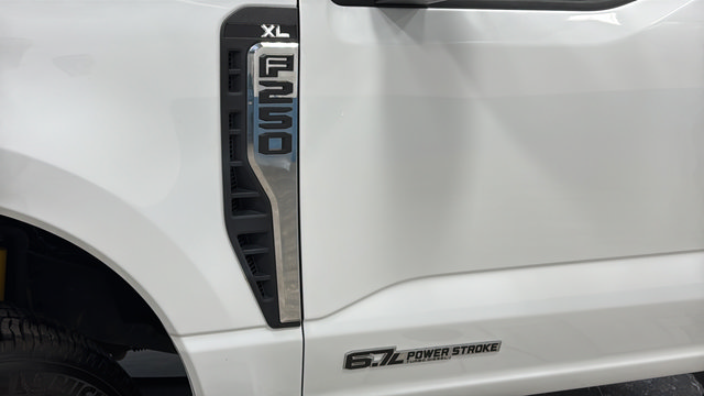 Used 2023 Ford F250 XL AWD/4WD image 37