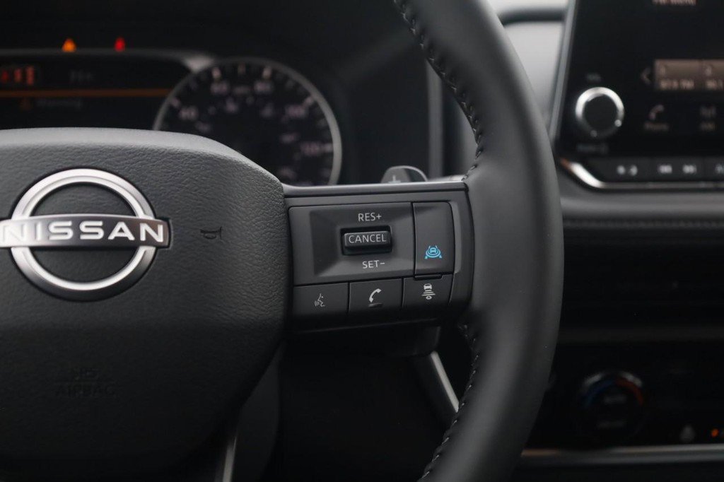 New 2026 Nissan Rogue SV w/ Cold Weather Package AWD/4WD image 9