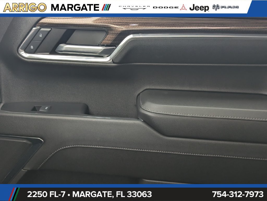 Used 2024 Chevrolet Silverado 1500 LT w/ Safety Package AWD/4WD image 25