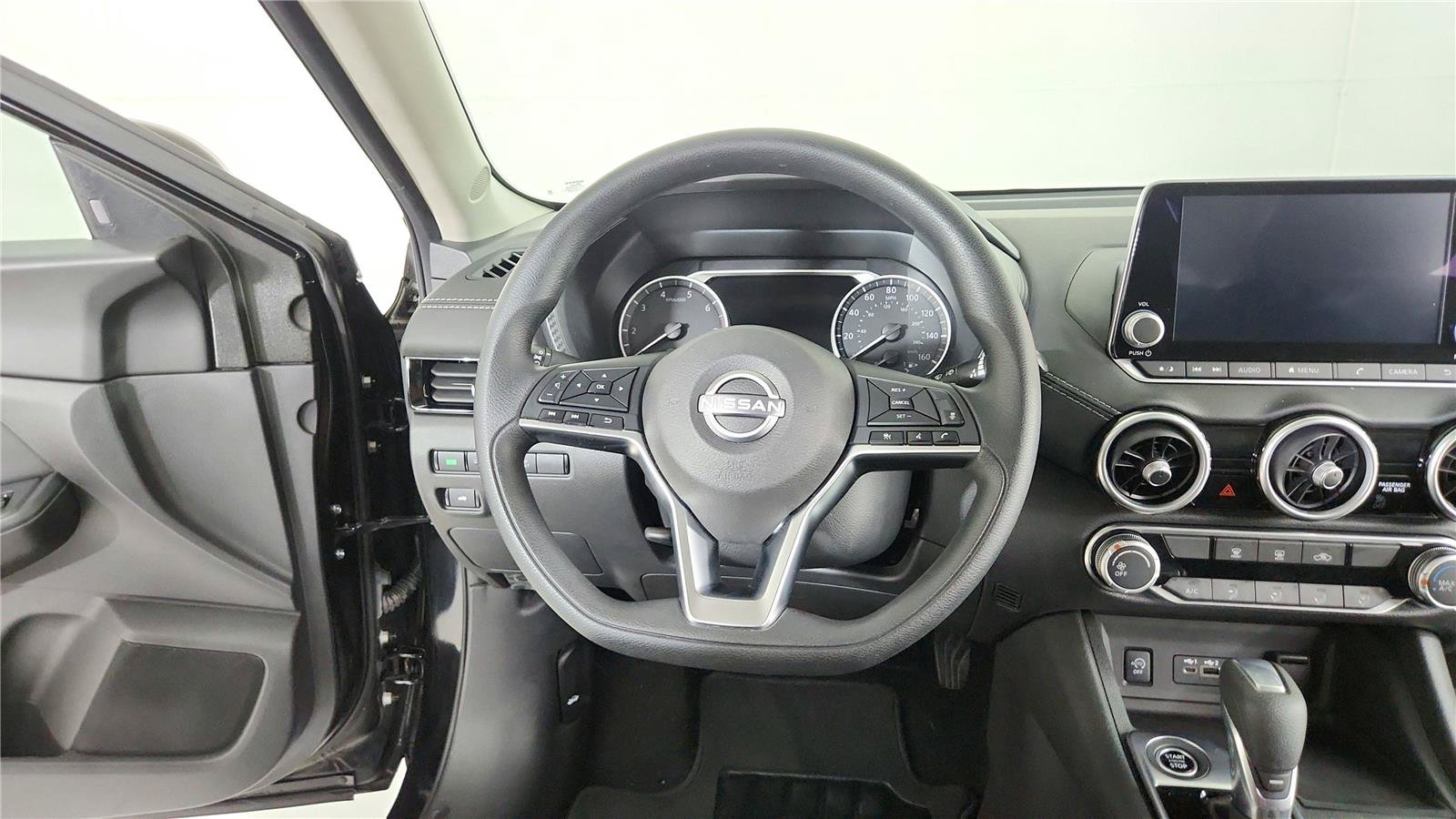 Used 2024 Nissan Sentra SV FWD image 12