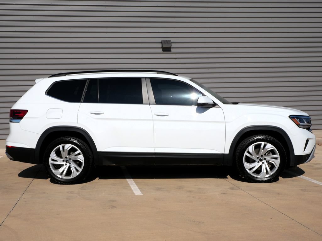 Used 2021 Volkswagen Atlas SE FWD image 2