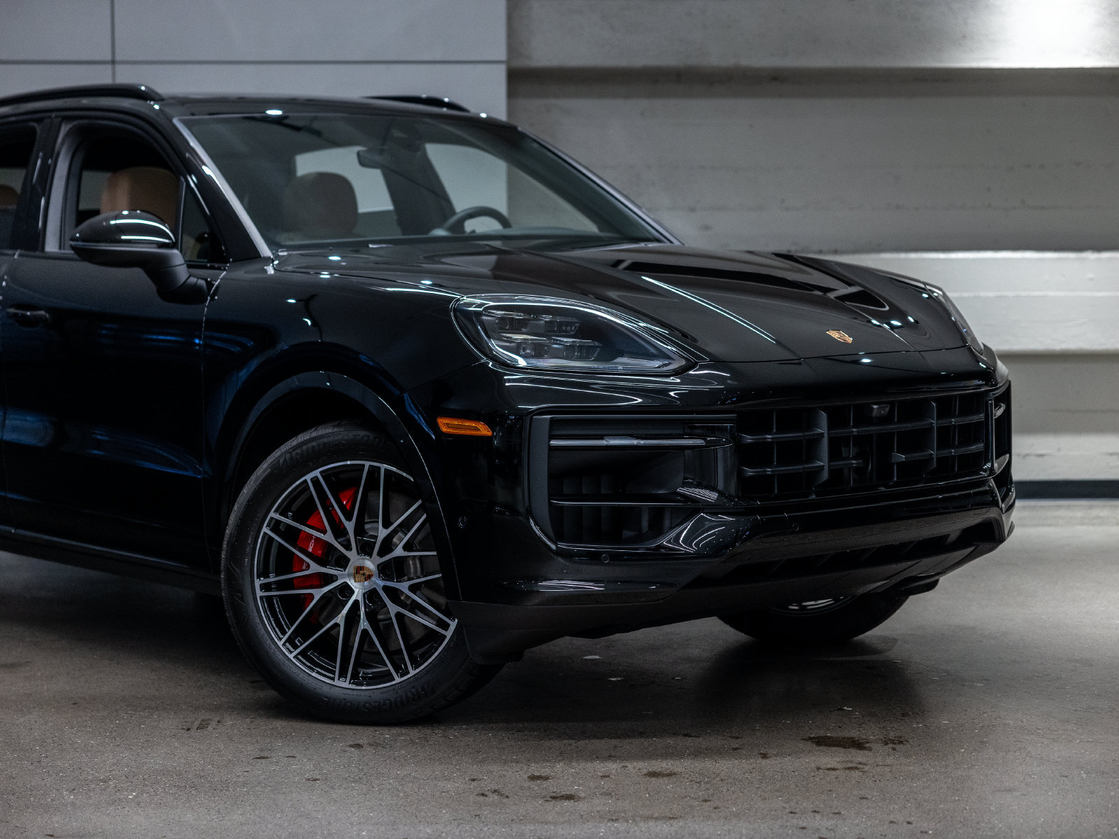 Certified 2025 Porsche Cayenne S w/ Premium Package Plus AWD/4WD image 17
