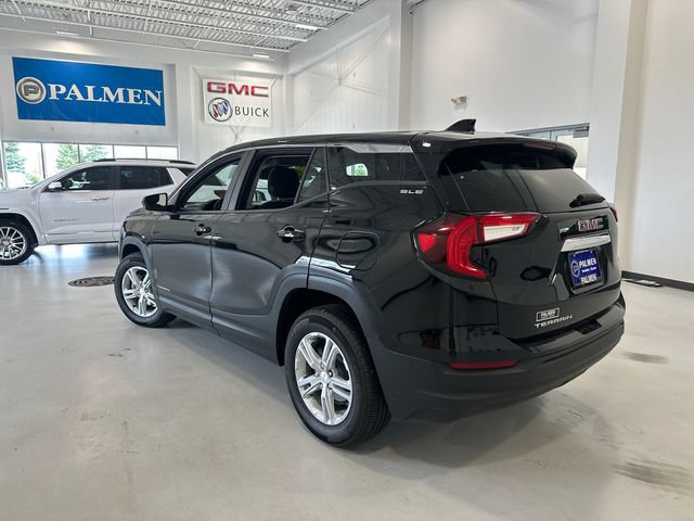Used 2023 GMC Terrain SLE FWD image 8
