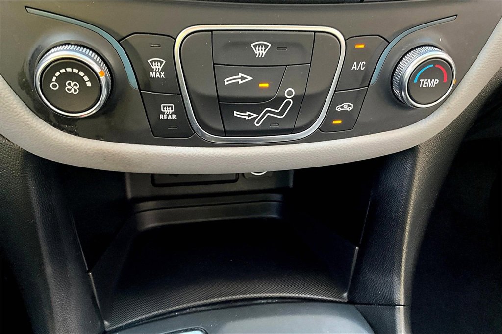 Used 2022 Chevrolet Equinox LT image 15