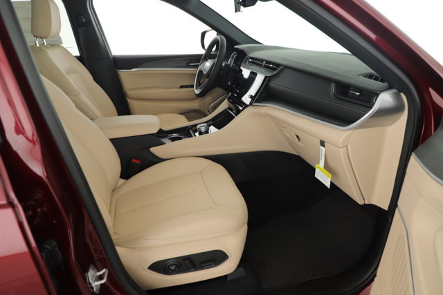 New 2026 Jeep Grand Cherokee L Limited image 14