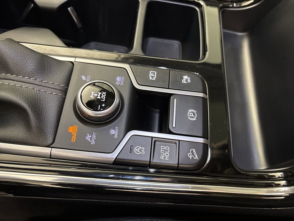 Used 2023 Kia Sorento SX image 36