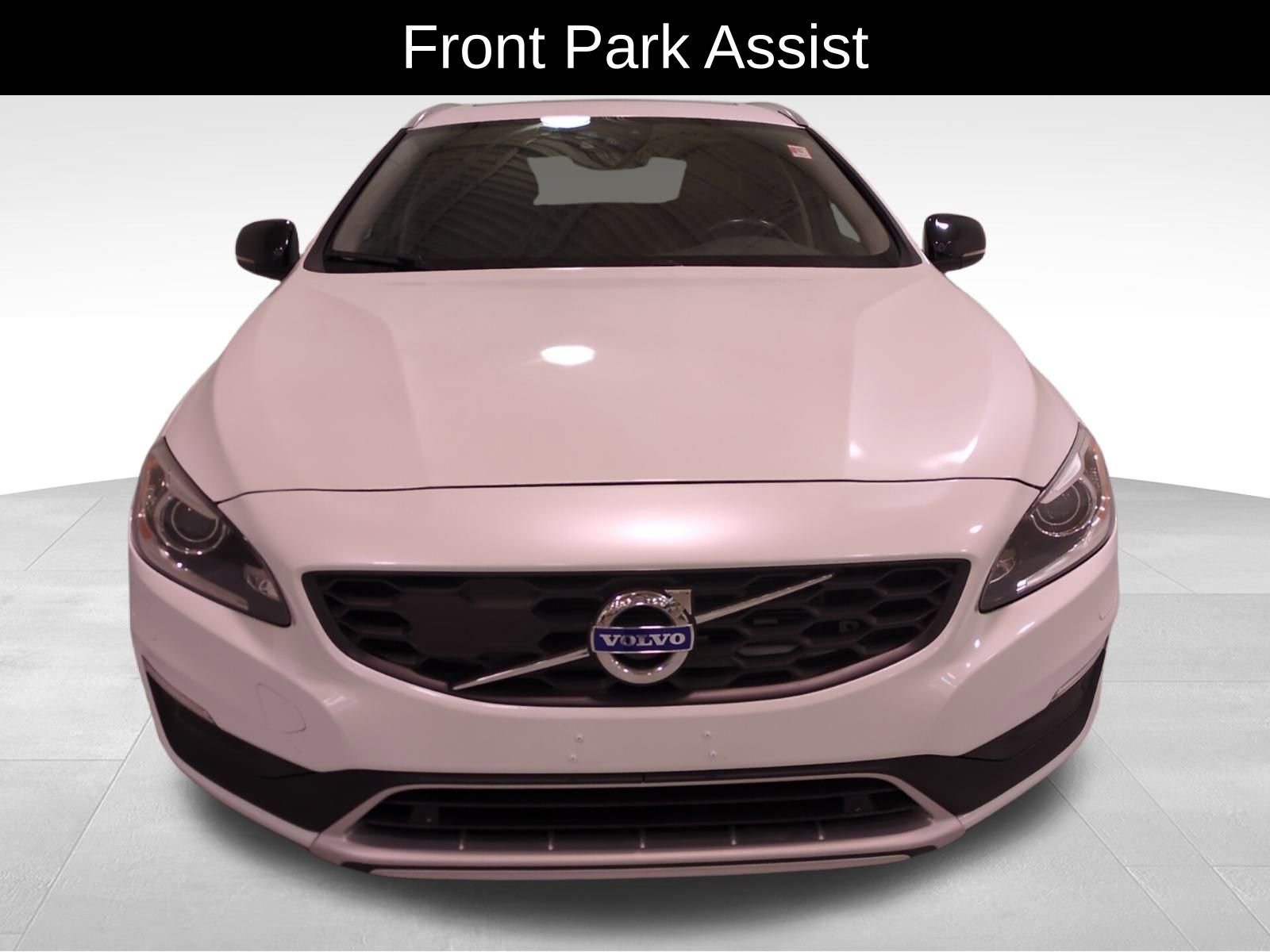 Used 2017 Volvo V60 T5 Cross Country Platinum w/ Climate Package image 10