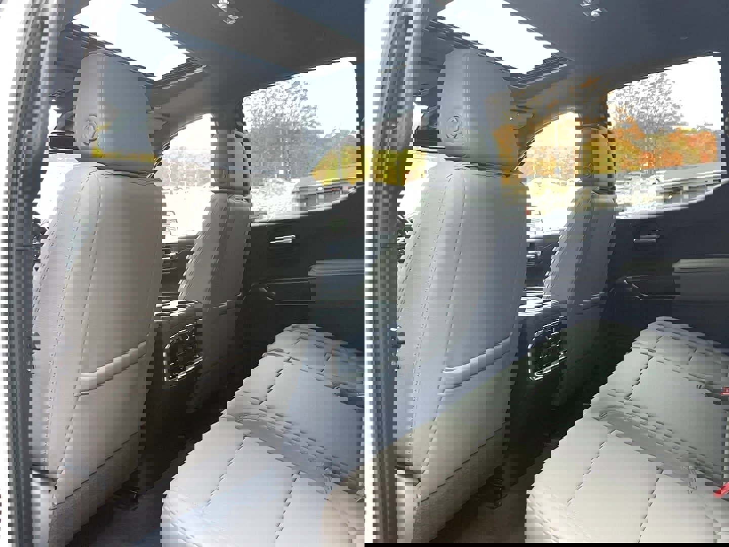 Used 2021 GMC Sierra 1500 SLT w/ SLT Premium Plus Package image 29