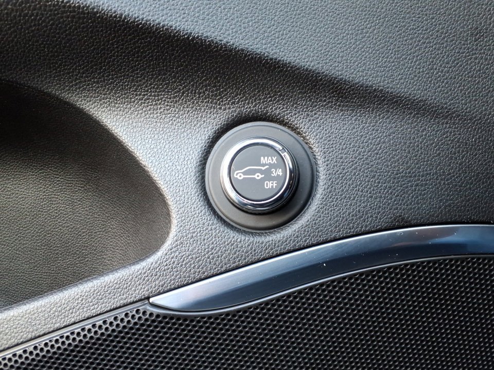 Used 2018 Buick Enclave Premium w/ Experience Buick Package image 30