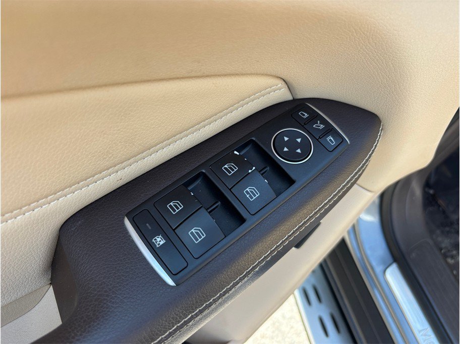 Used 2018 Mercedes-Benz GLS 450 4MATIC image 24