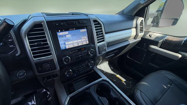 Used 2017 Ford F250 Lariat w/ Lariat Ultimate Package AWD/4WD image 26