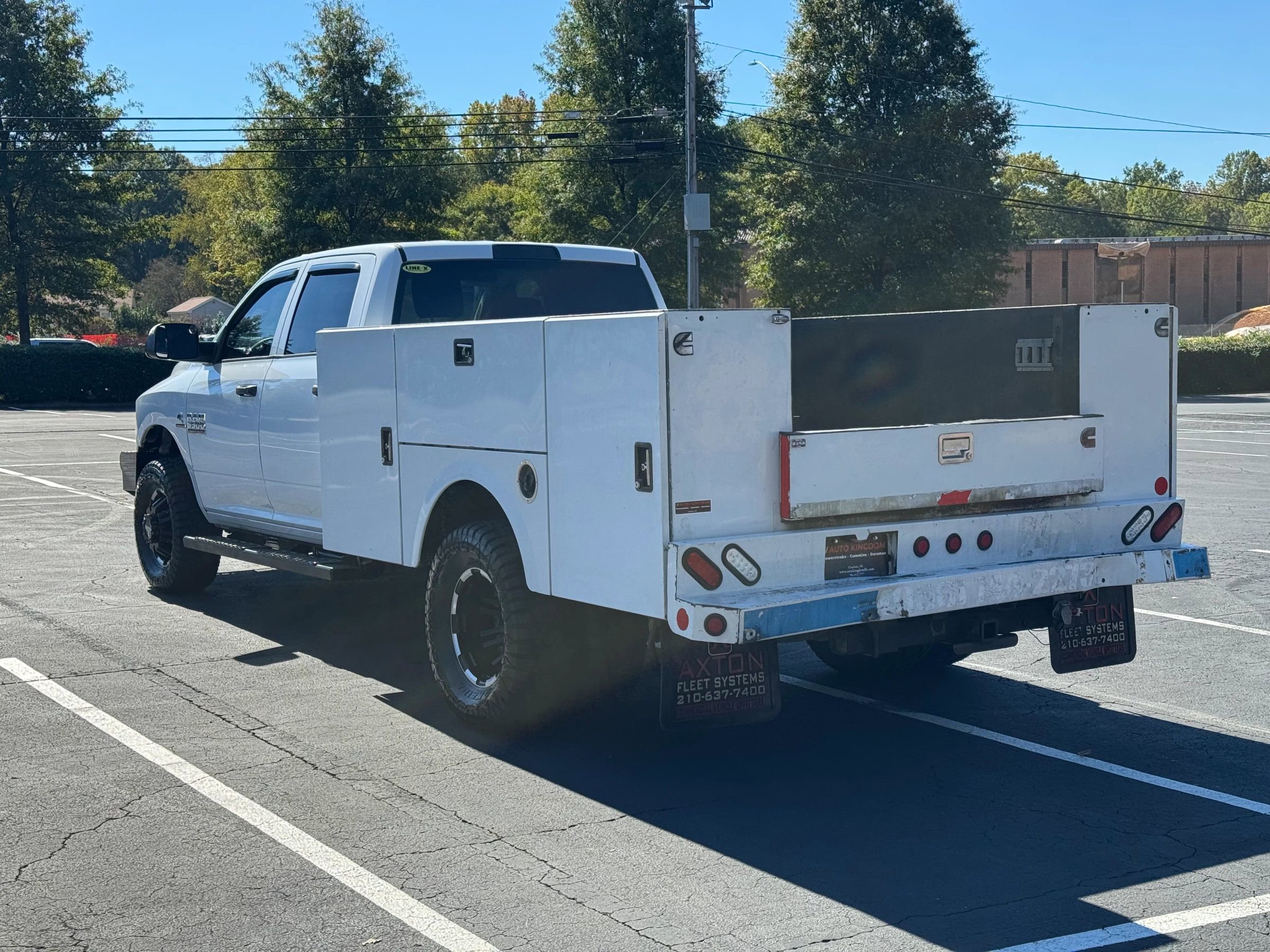 Used 2016 RAM 3500 Tradesman w/ Chrome Appearance Group image 8