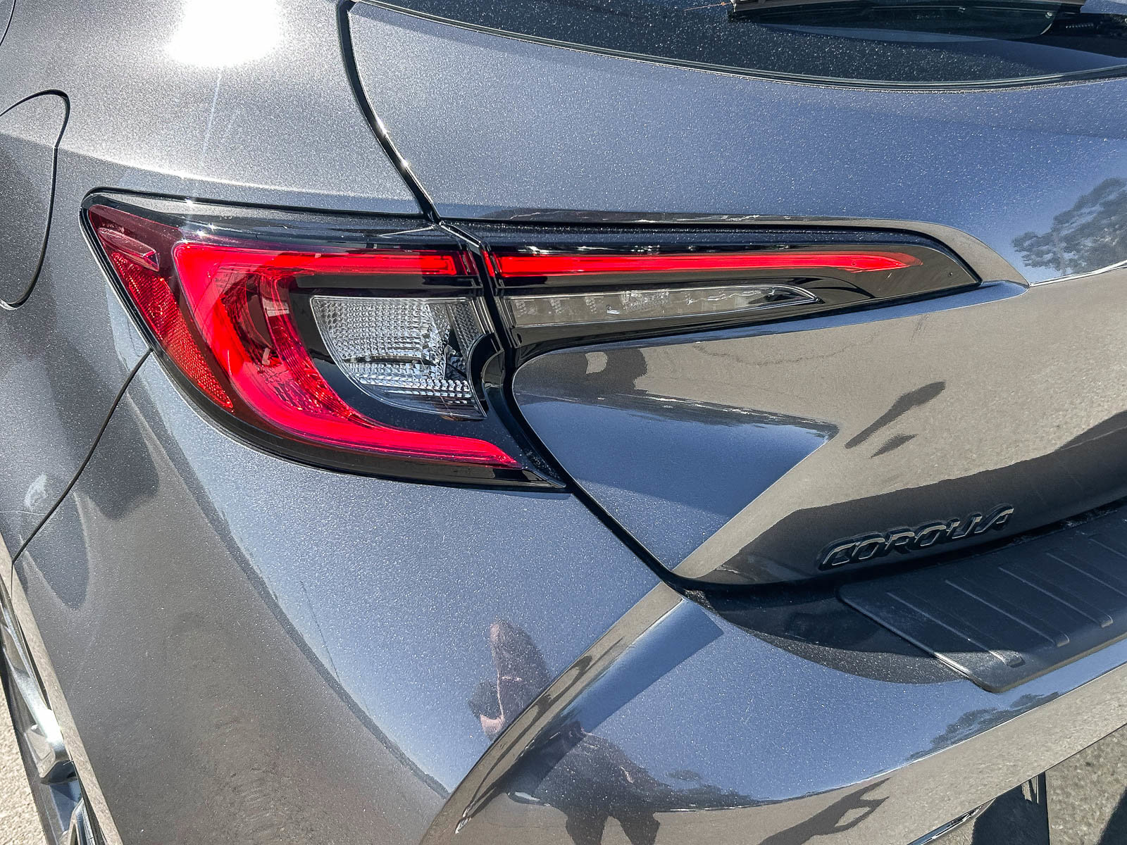 Used 2025 Toyota Corolla XSE image 9