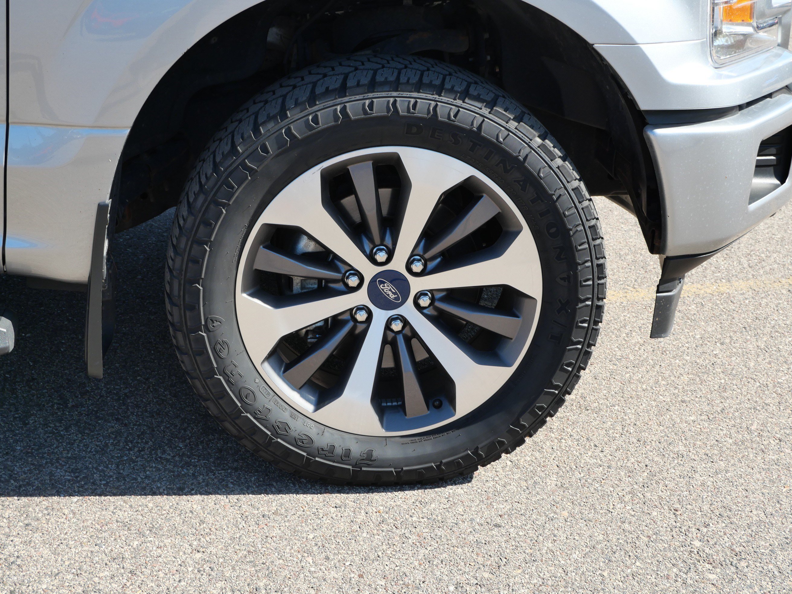 Used 2020 Ford F150 XL w/ Equipment Group 101A Mid AWD/4WD image 15