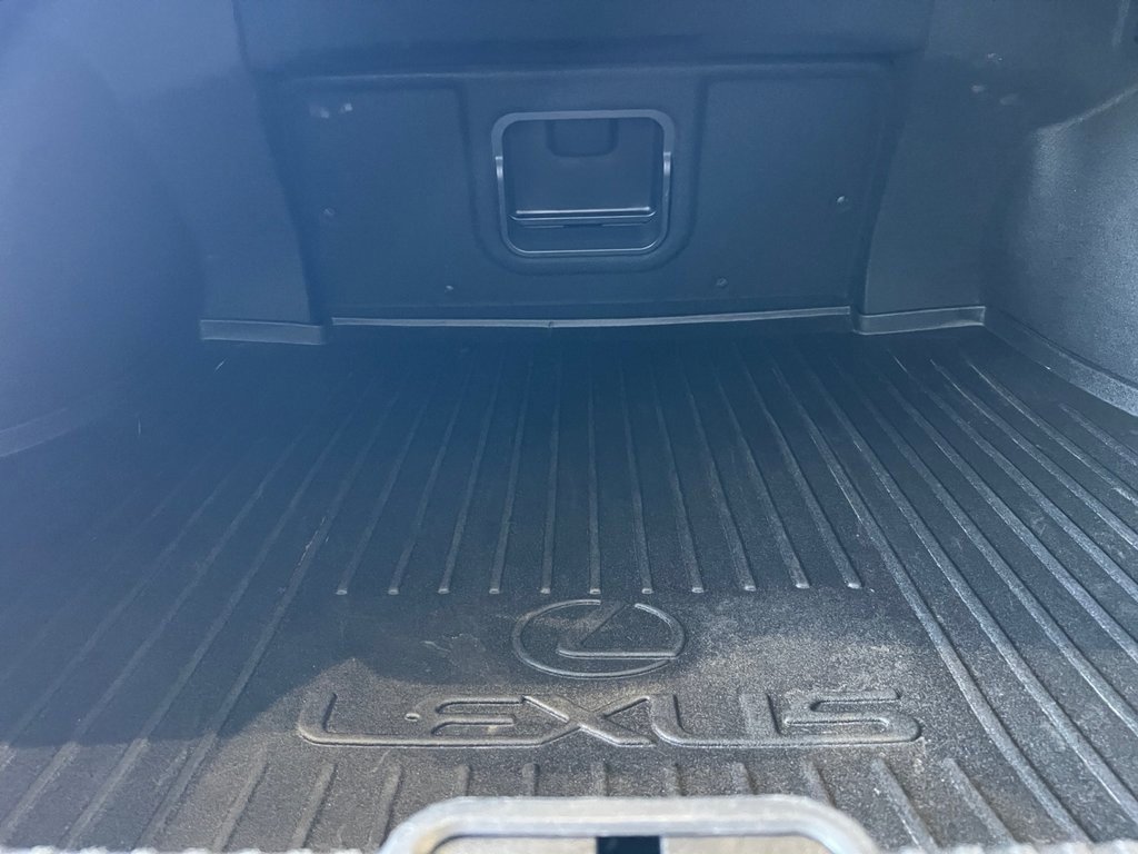 Used 2022 Lexus ES 350 F Sport image 5