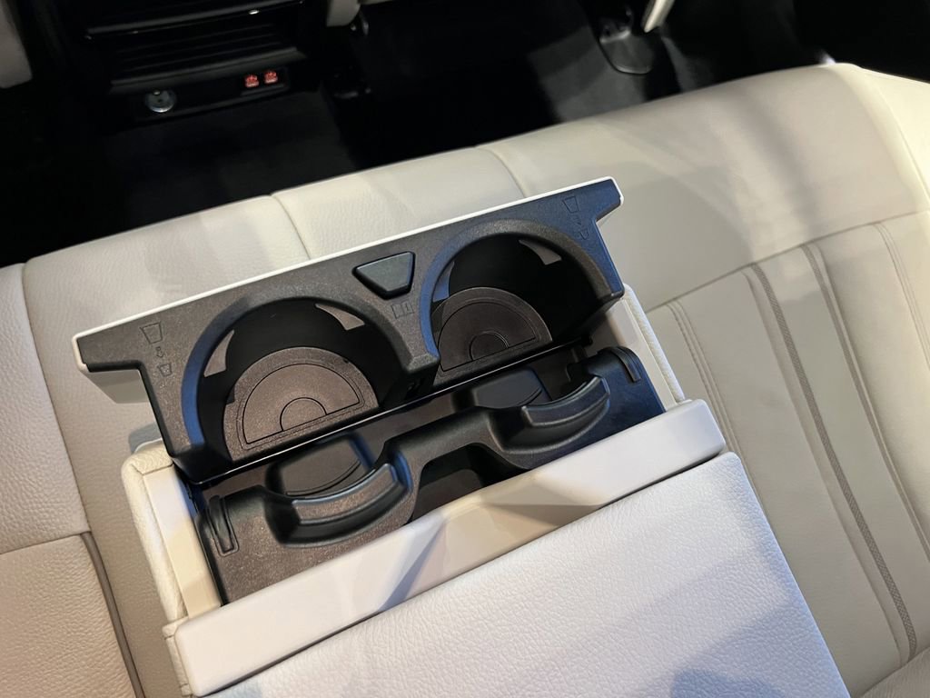 Used 2023 BMW M550i xDrive w/ Dynamic Handling Package image 30