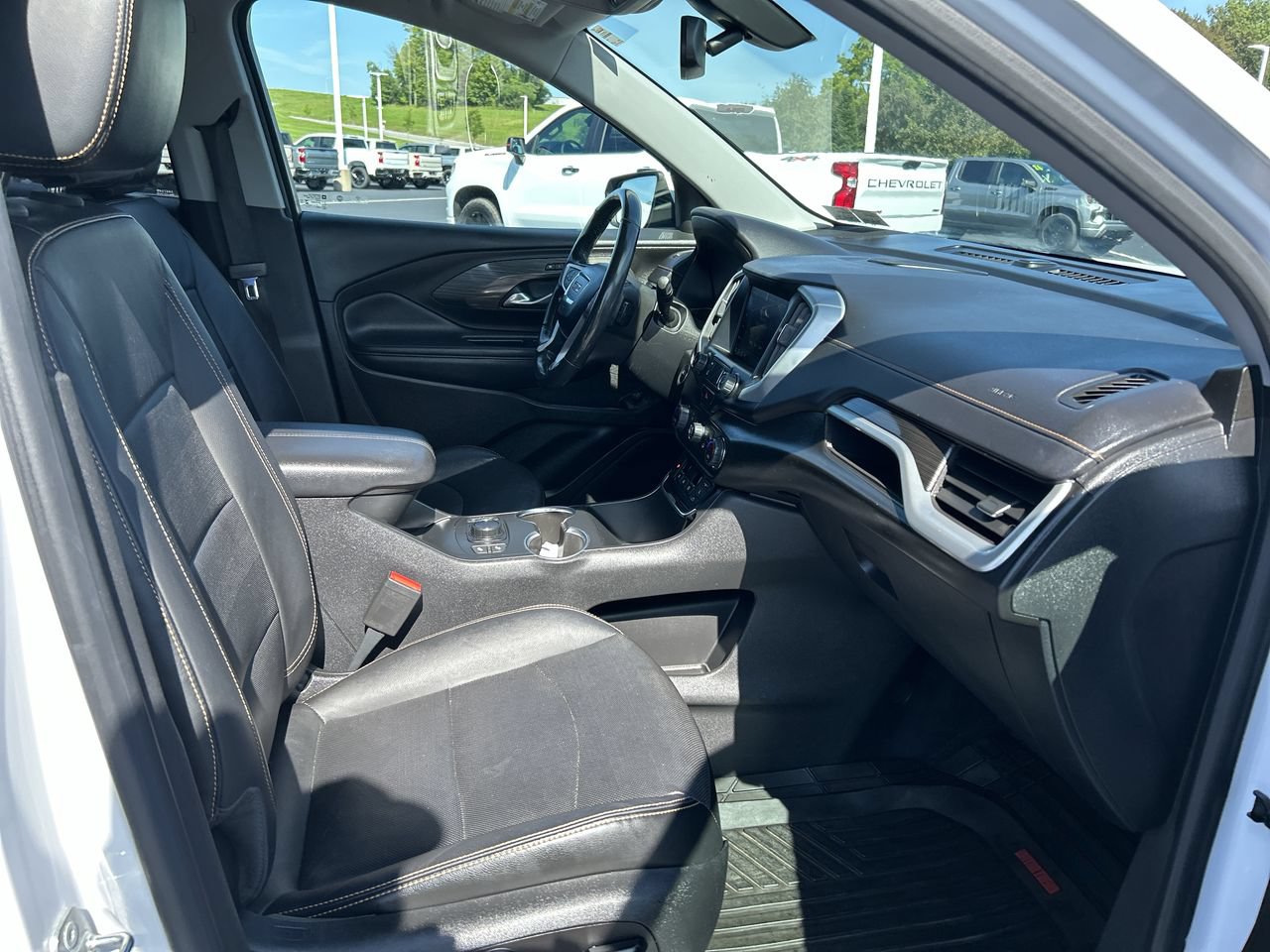 Used 2019 GMC Terrain SLT w/ Preferred Package AWD/4WD image 13