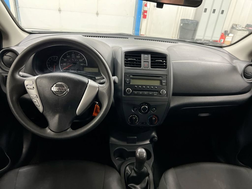Used 2017 Nissan Versa S FWD image 10