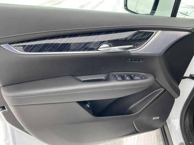 Used 2024 Cadillac XT6 Premium Luxury w/ LPO, Floor Liner Package image 18