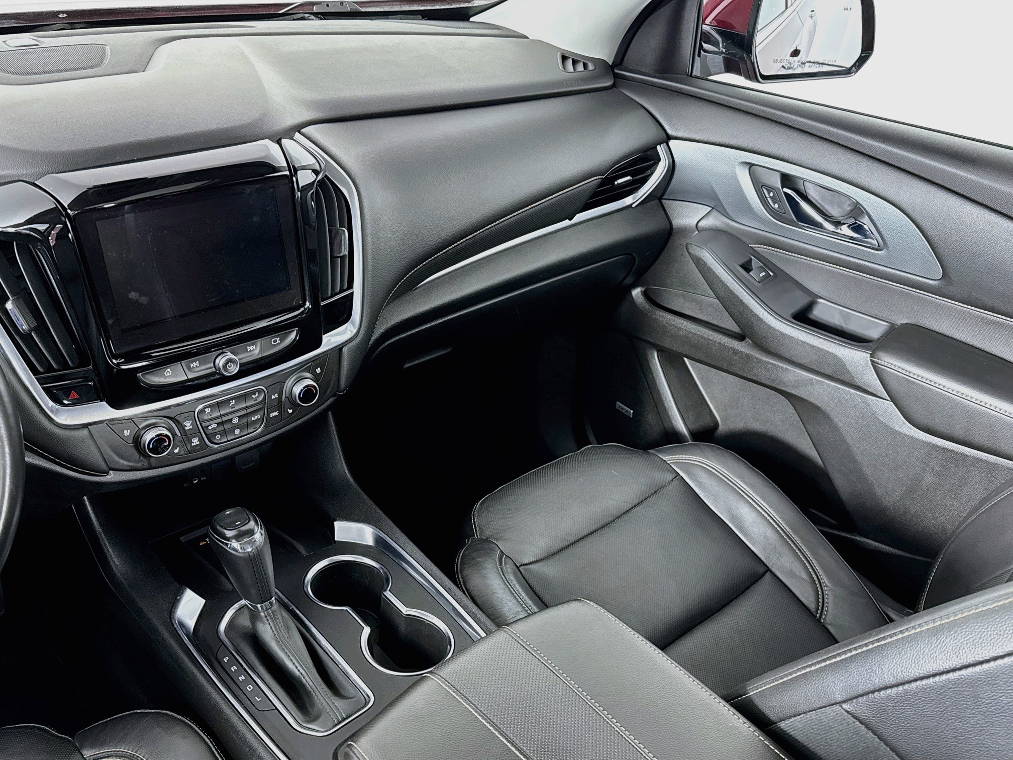 Used 2018 Chevrolet Traverse Premier w/ Driver Confidence II Package FWD image 25