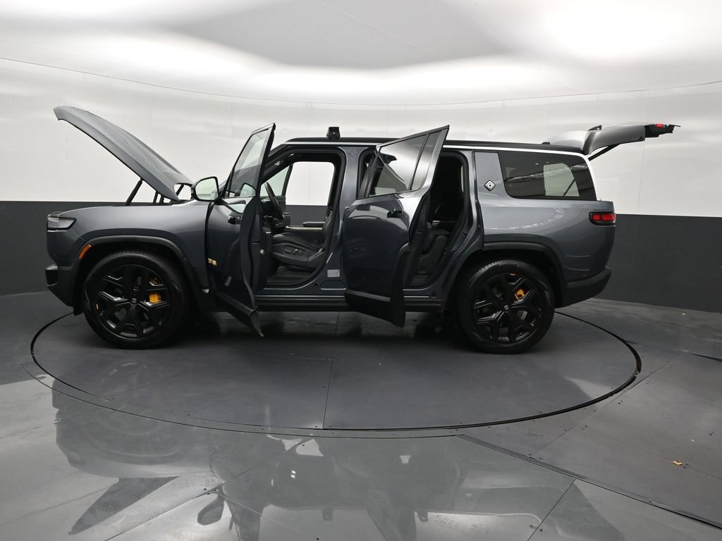 Used 2022 Rivian R1S Launch Edition Quad AWD/4WD image 34