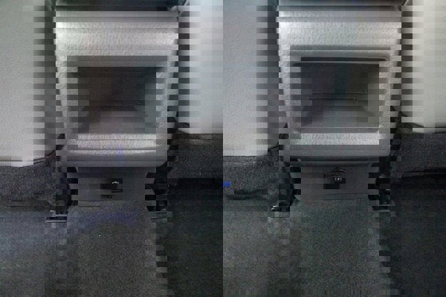 Used 2023 Toyota Camry SE image 33