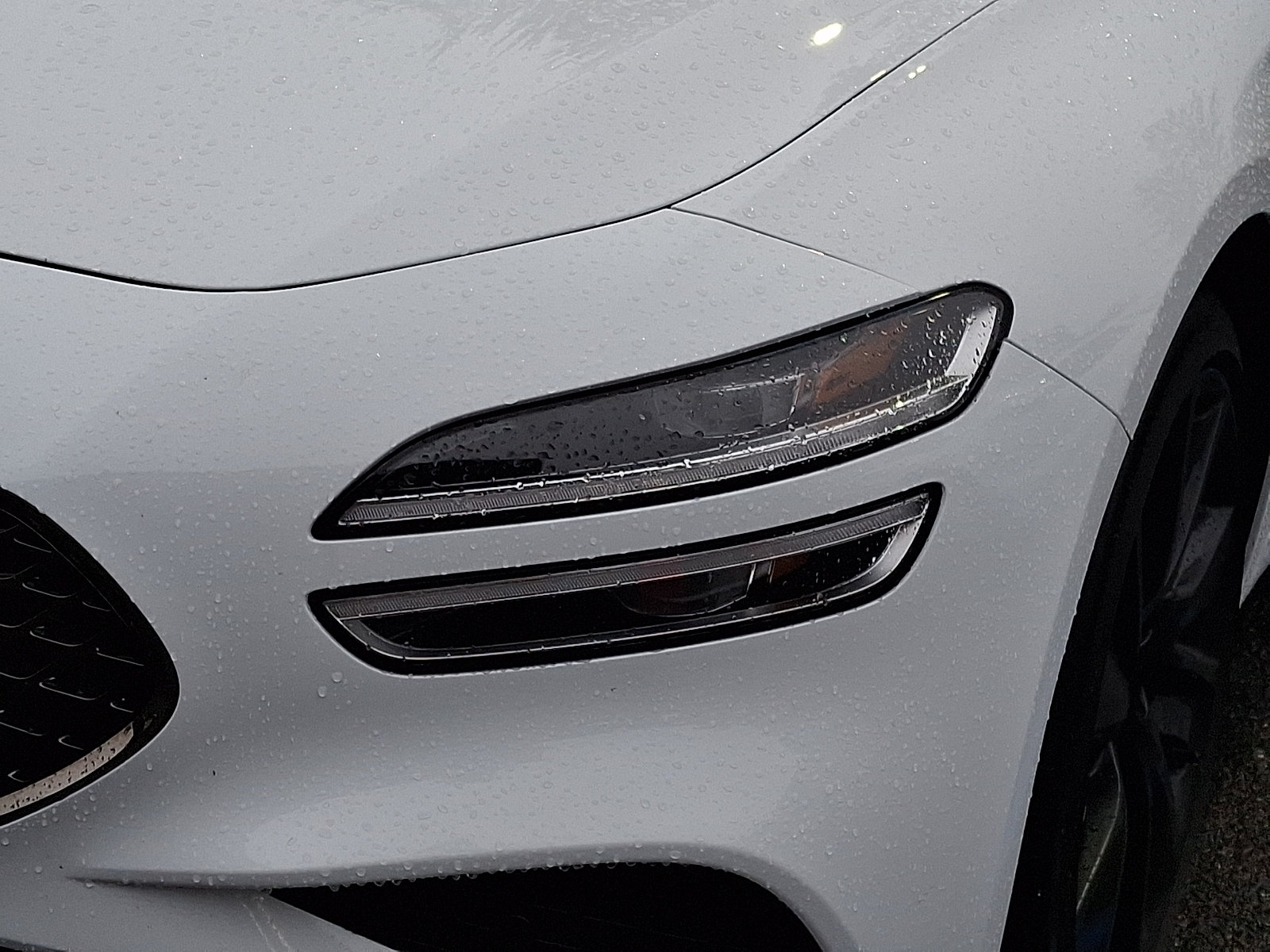 Used 2023 Genesis G70 2.0T w/ Sport Prestige Package AWD/4WD image 7
