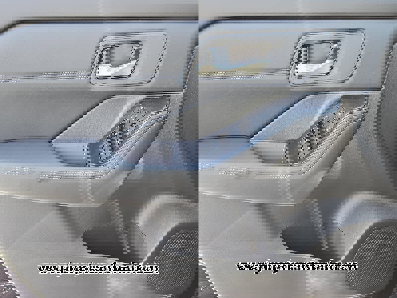 New 2026 Nissan Rogue SV image 15