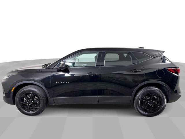 Used 2025 Chevrolet Blazer LT FWD image 5