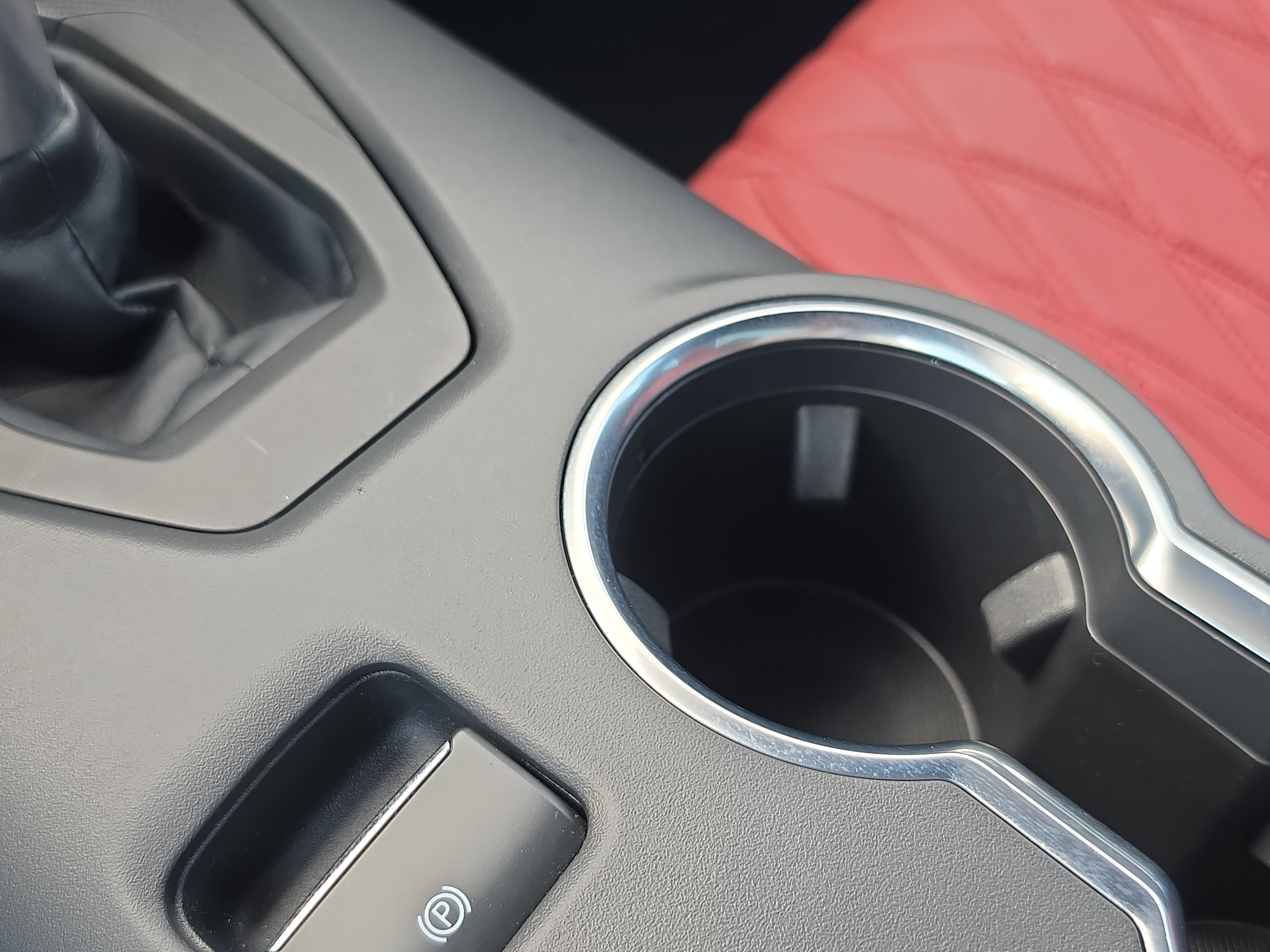 Used 2025 Ford Mustang GT RWD image 17