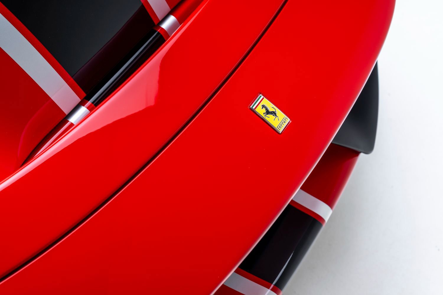 Used 2020 Ferrari 488 Pista Spider image 22