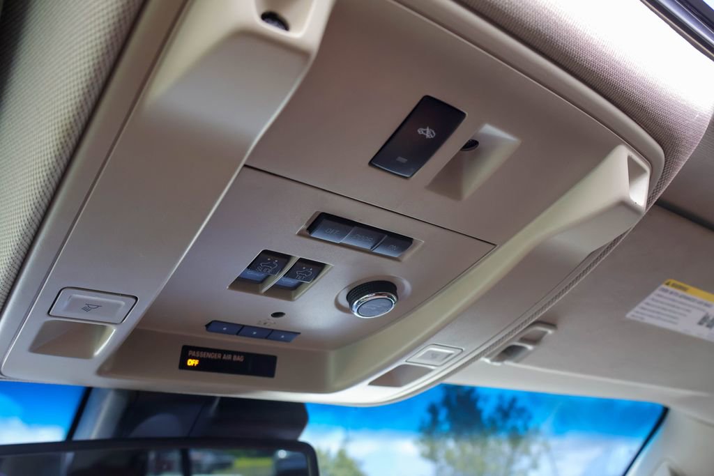 Used 2016 Cadillac Escalade Premium AWD/4WD image 20