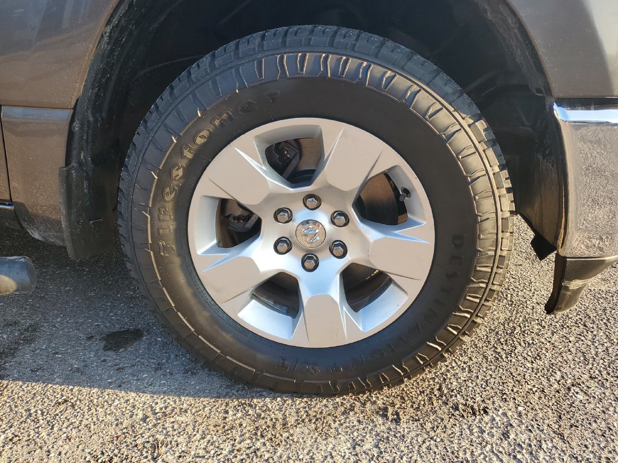 Used 2021 RAM 1500 Big Horn RWD image 5