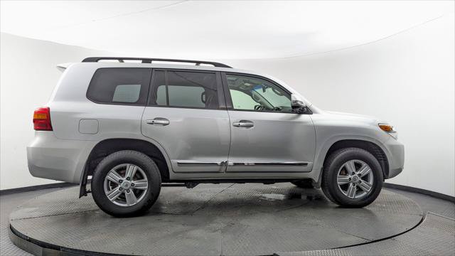 Used 2015 Toyota Land Cruiser AWD/4WD image 6