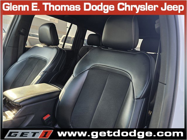 Certified 2023 Jeep Grand Cherokee Altitude RWD image 23