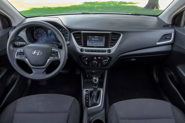 Used 2020 Hyundai Accent SE image 19