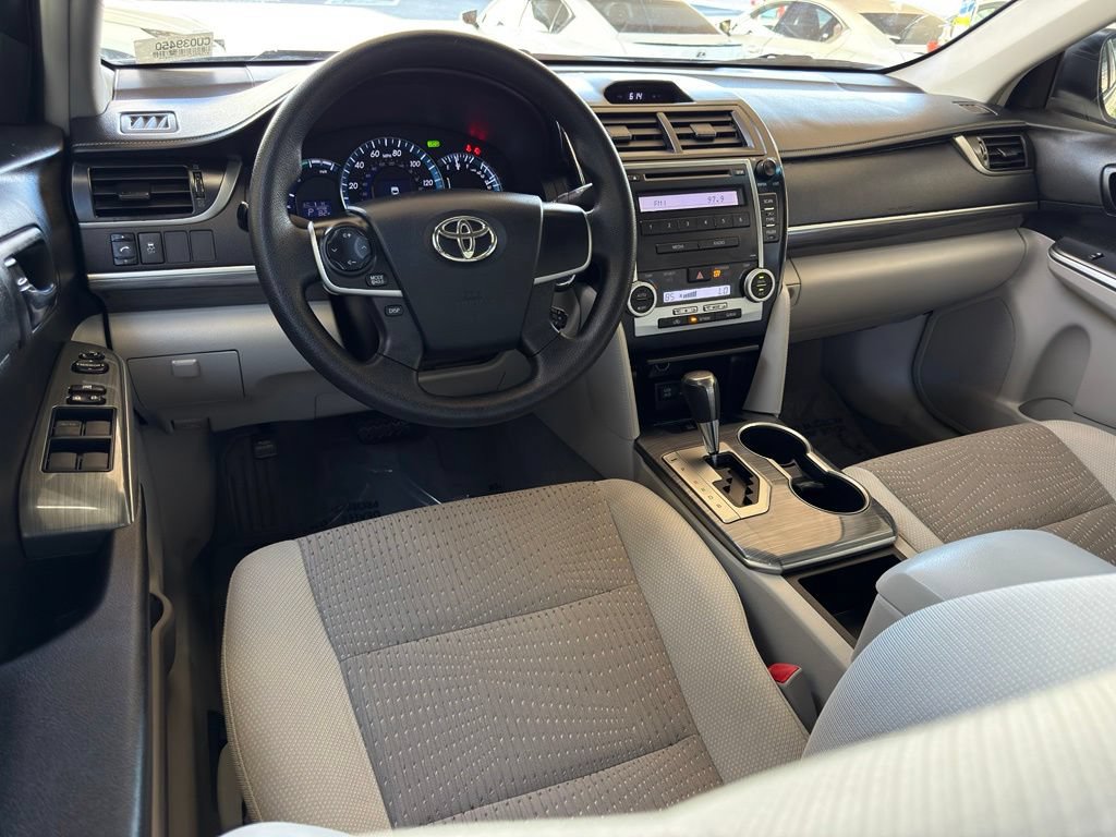Used 2012 Toyota Camry LE FWD image 14