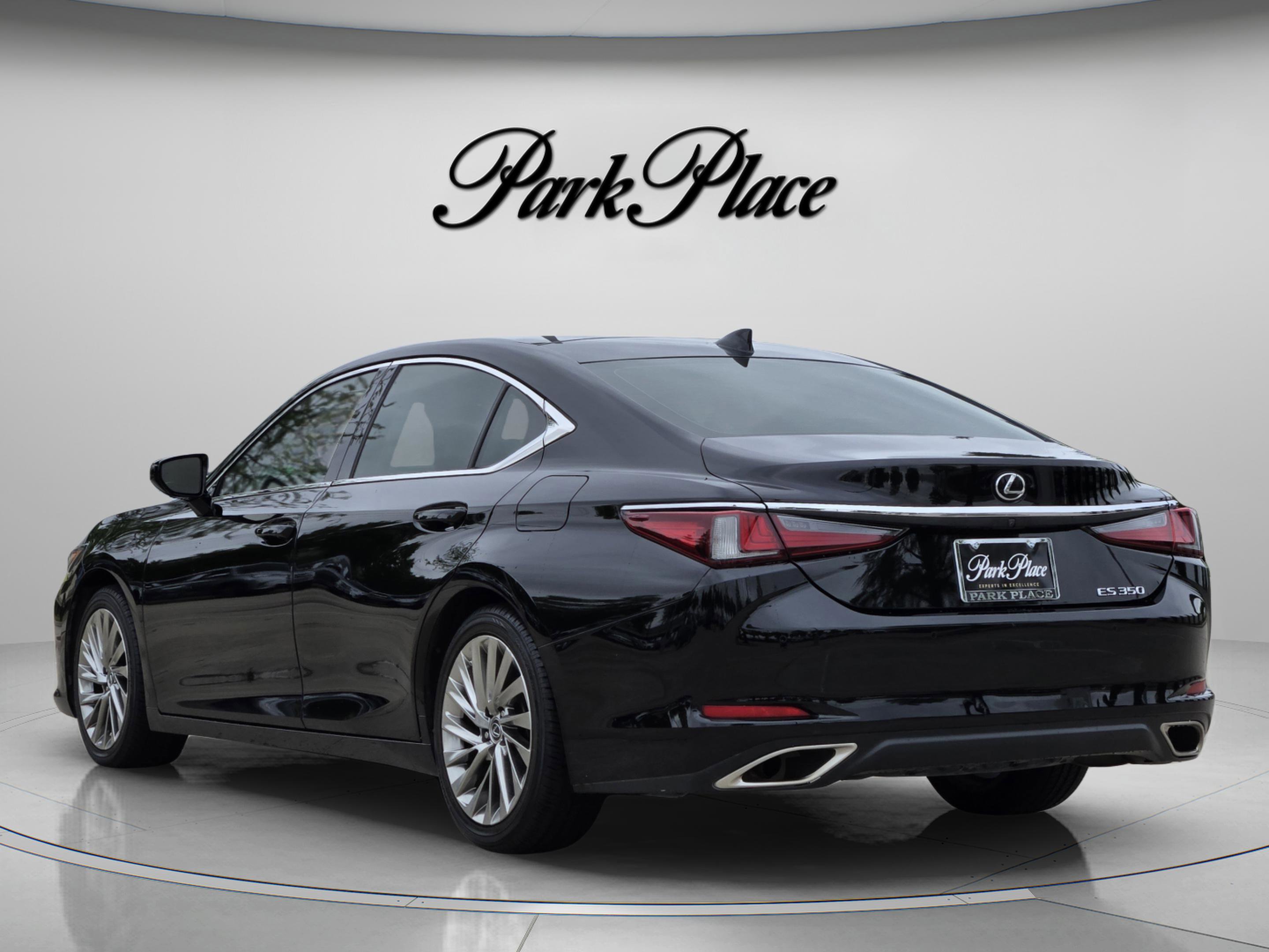 Used 2019 Lexus ES 350 Ultra Luxury FWD image 3