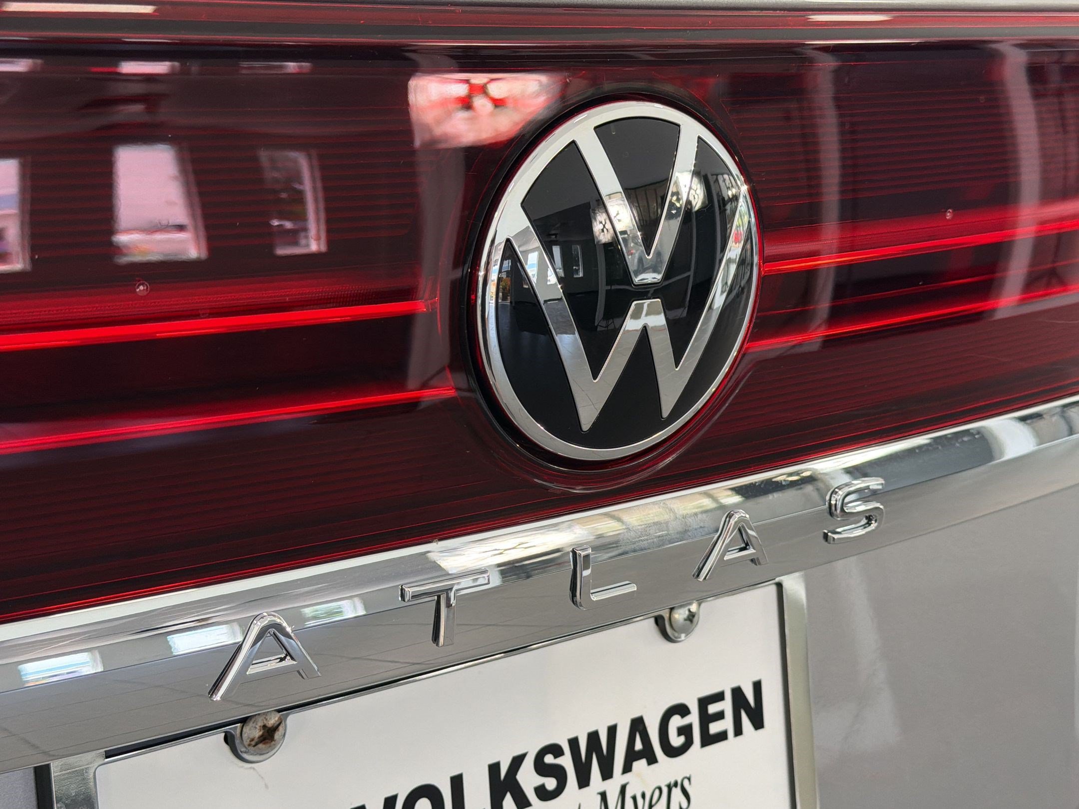 New 2026 Volkswagen Atlas SE FWD image 33