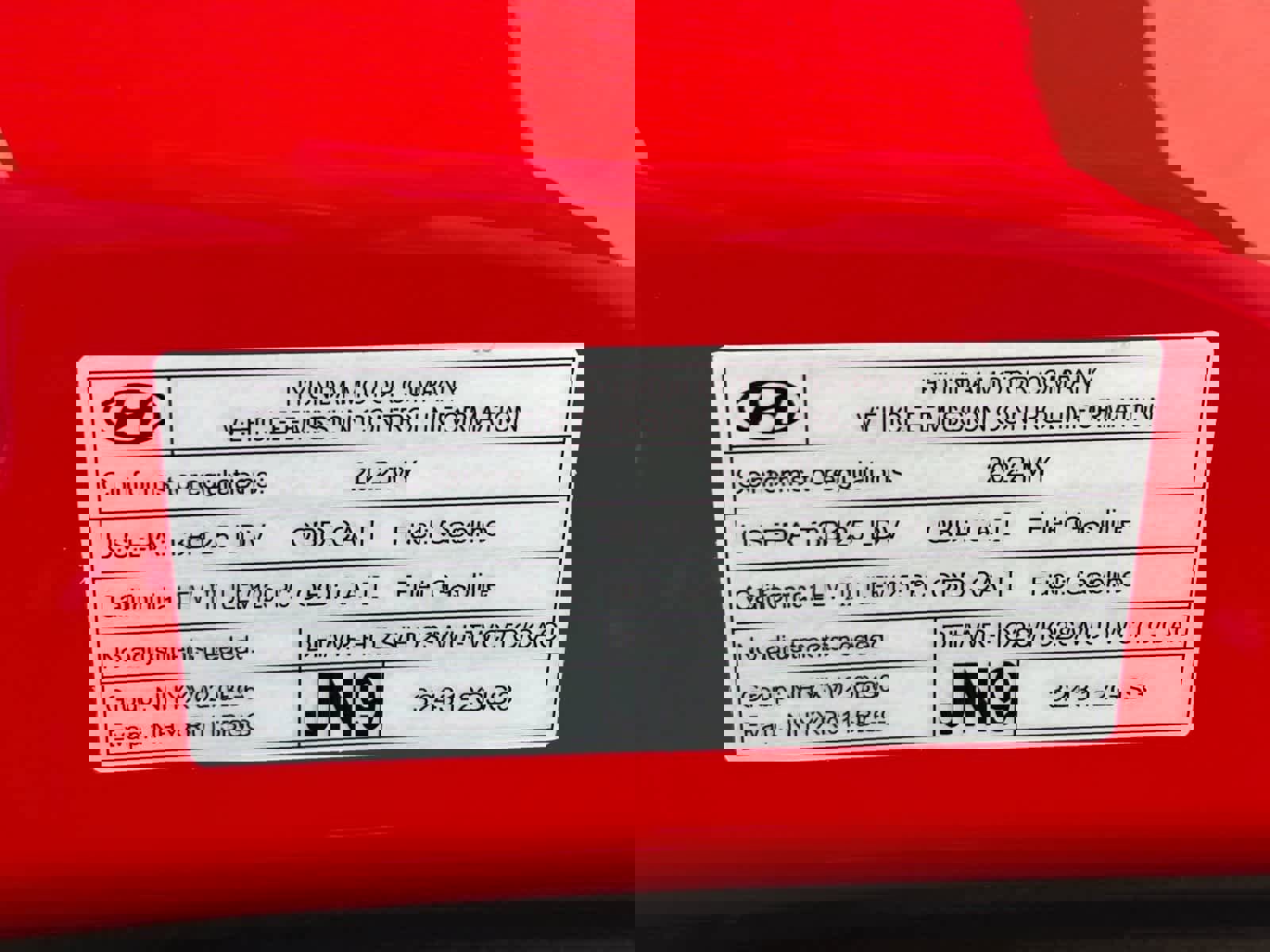 Certified 2022 Hyundai Veloster N image 29