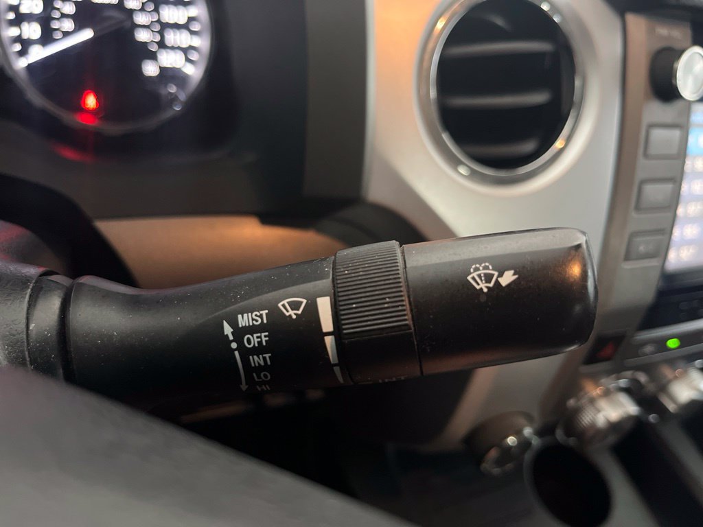 Used 2018 Toyota Tundra SR5 w/ SR5 Upgrade Package AWD/4WD image 72