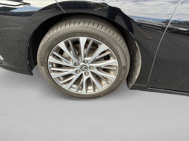 Used 2020 Lexus ES 350 w/ Premium Package FWD image 6