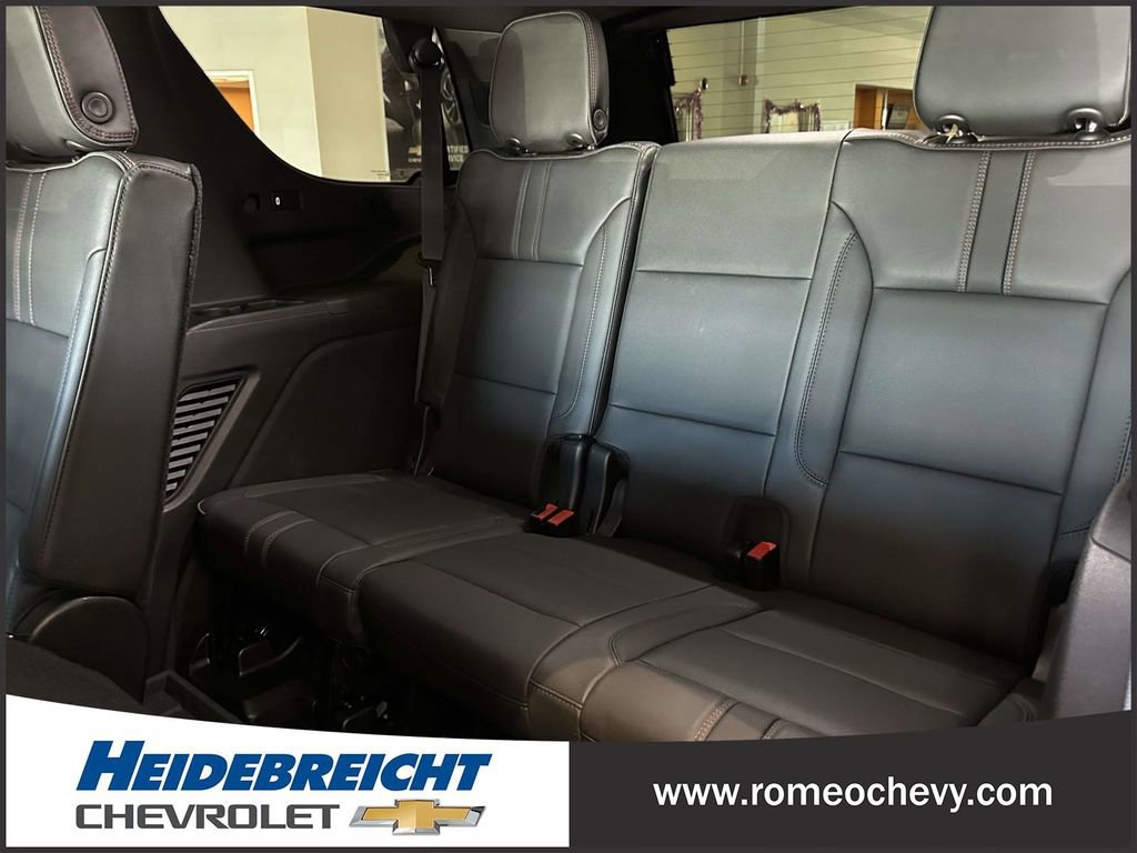 Used 2021 Chevrolet Tahoe RST w/ Luxury Package image 15